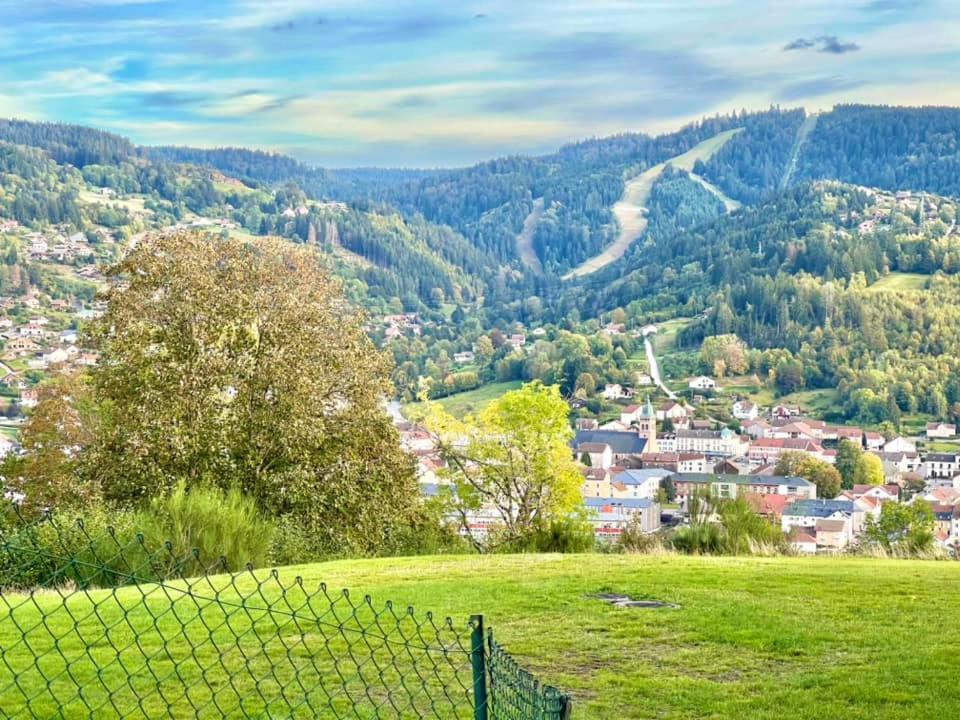 Joli Studio Cosy, Vue Magnifique Et Terrasse Privee Gerardmer Luaran gambar